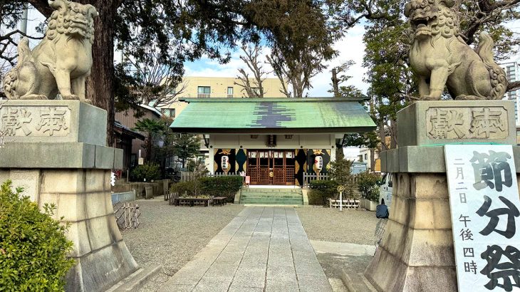 下神明天祖神社の狛犬前